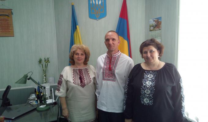 Сьогодні, 20.05.2021 Щастинська райдержадміністрація долучилася до святкування Всесвітнього дня вишиванки Сьогодні, 20.05.2021 Щастинська райдержадміністрація долучилася до святкування Всесвітнього дня вишиванки