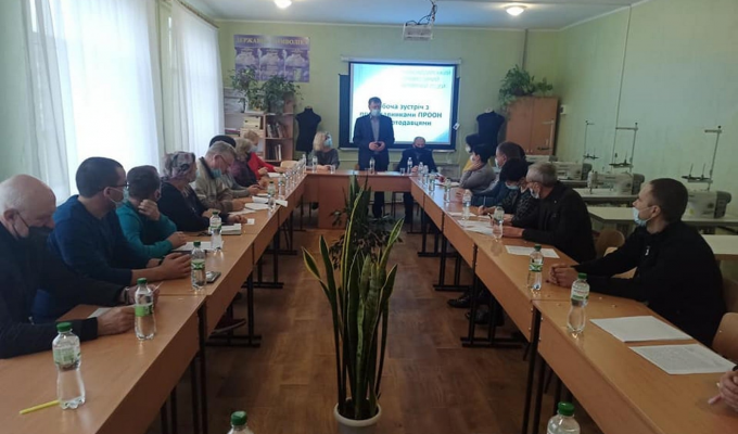 В Новоайдарському професійному аграрному ліцеї відбулася стратегічна сесія за участю Новоайдарського районного центру зайнятості В Новоайдарському професійному аграрному ліцеї відбулася стратегічна сесія за участю Новоайдарського районного центру зайнятості