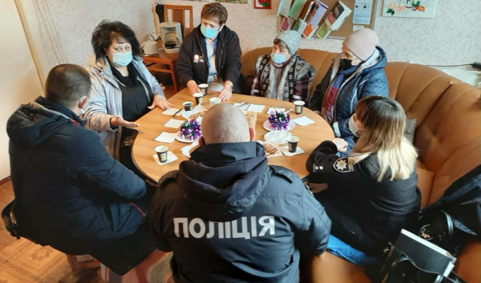 Партнерство громади, поліції та влади у сільській місцевості Луганщини 