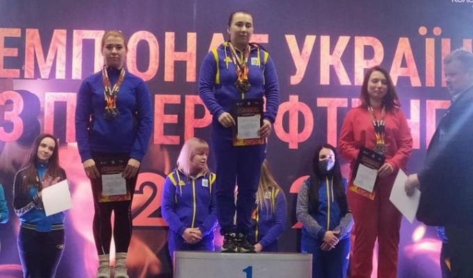 Вітаємо спортсменів та їх тренерів Вітаємо спортсменів та їх тренерів