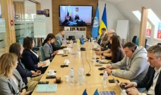 Артем Лисогор озвучив міжнародним партнерам план першочергових дій зі стабілізації та реінтеграції деокупованих територій Луганської області Артем Лисогор озвучив міжнародним партнерам план першочергових дій зі стабілізації та реінтеграції деокупованих територій Луганської області