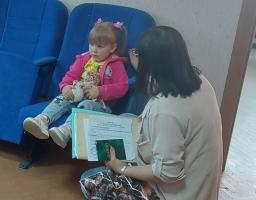  працівники Щастинської РДА-РВА та відвідувачі Координаційного центру допомоги ВПО з Луганської області в м.Кропивницький приєднались до акції «Кіно заради перемоги!»