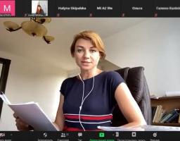 Представники поліції, влади та підрозділів з соціальної роботи та жінки Щастинської громади долучилися до онлайн-заходу