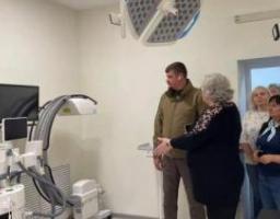 Реанімація, хірургія та реабілітація: відкрили Луганську обласну дитячу клінічну лікарню у Лубнах