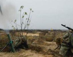 Жителям Невського привезли необхідні до зими речі, через два місяці після «перших виборів» в «лнр» визнали проблему с паспортизацією, росіяни посилили вилучення цивільної техніки