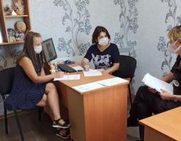 Напередодні навчального року поліцейські Луганщини провели наради щодо дотримання карантинних вимог у закладах освіти