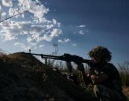Із виплатою зарплати в Сєвєродонецьку не покращало – «азотівцям» видають продуктами, відремонтовані окупантами минулоріч об’єкти руйнуються, ворожі атаки з повітря на прифронтові села не меншають
