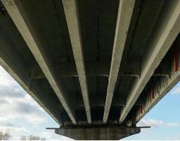 На мосту в Новоайдарі забетонували частину монолітної плити