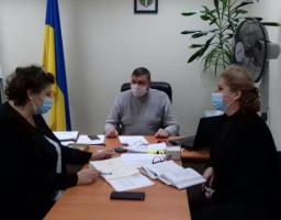 24.11.2020 року головою Новоайдарської РДА Тетяною Новиковою було проведена зустріч з  керівником ВЦА м. Щастя Дунець Олександром та Петропавлівським селищним  головою Балабай Олександром