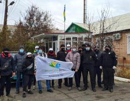 Поліцейські та активна молодь зафарбовували рекламу наркотичних речовин у м. Щастя