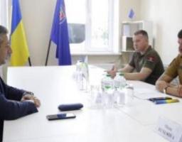 «Хто воює з моїм ворогом – мій друг», – Артем Лисогор повідомив про початок співпраці з Албанією