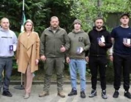 Шестеро строковиків з Рубіжного відзначені Знаками Пошани «Захиснику Луганщини»