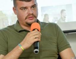 Артем Лисогор: "Молодь Луганщини хоче повернутися додому. Це легко доводиться цифрами" 