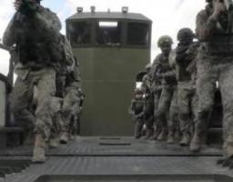Окупанти на Луганщині почали призов лікарів. Аби підвищити явку на псевдореферендумі у Новопскові по домівках ходять по два військових на людину, спостерігачка із Нідерландів зізналася, що до війни мешкала на росії