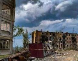 Кожен кілометр Луганської землі підкорюється ворогу після значних втрат. На псевдореферендум росіяни закликають йти навіть тих, кому ніде зимувати, – Сергій Гайдай