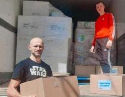 До гуманітарного штабу для переселенців з Луганщини в Києві надійшли продукти харчування та засоби гігієни від благодійників