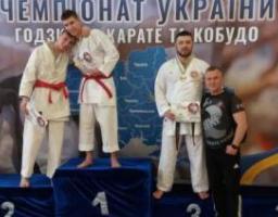 На першості країни з карате відзначилися спортсмени зі Сватового