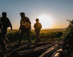 #Вірю_в_ЗСУ На Лиманському та Куп’янському напрямках знищено танк Т-72, гаубицю «Гіацинт-Б», 82-мм міномет і три автівки з боєприпасами ворога