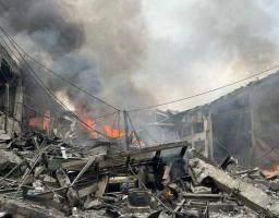 Київ. Дніпро. Харків. Запоріжжя. Одеса. Львів. Сьогоднішній ранок для багатьох українців став трагічним.