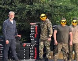 Артем Лисогор: передали нашим оборонцям ще 130 дронів