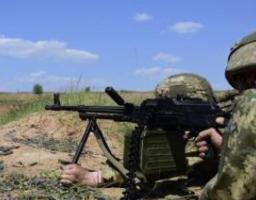 У Рубіжному ретельно перевіряють факт постановки на військовий облік і наявність строкової служби, на Новопсковщині зникли два виділені окупантами автобуси, до звільнених сіл завели продукти і смаколики до Великодня