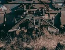 У школах «лнр» роздають інструкції з правилами безпечного спілкування з військовими рф, ціни на проїзд в Луганську запропонували підвищити втричі, на Лиманському напрямку росіяни атакували за підтримки штурмової авіації