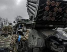 Контракт із армією рф пропонують укласти всім чоловікам, що намагаються потрапити до «лнр»; цифровізація у Старобільську – склад родини повинні підтвердити сусіди; по Серебрянському лісу росіяни завдали авіаційних ударів