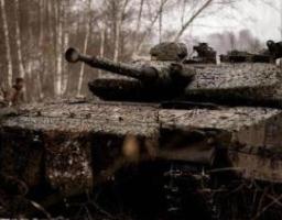 Закликають школярів йти на контрактну службу – окупанти подовжують термін дії вступних іспитів до вишів рф, в «лнр» вдвічі підвищено мито за реєстрацію прав власності на майно – юр. особи платитимуть 44 тис. рублів, ворог атакував у Серебрянському лісі