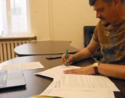Луганська обласна державна адміністрація першою в Україні підписала Меморандум про участь у ІІ міжнародній виставці-конференції «ReBuild Ukraine», яка проходитиме 14-15 листопада 2023 року у Варшаві