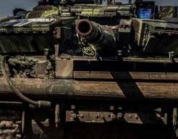 Новолюбівку росіяни обстріляли фосфорно-магнієвими боєприпасами, на багатоповерхівках Сєвєродонецька та Лисичанська розвішані попередження за дзвінок по мобільному, у Лисичанську масово зрізають дерева – готуються до зими