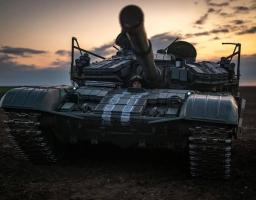 На окупованій Луганщині братимуть в армію рф осіб без громадянства, катастрофа в медицині – у «лнр» за кошти намагаються запросити 20 лікарів із регіонів росії, противник атакував біля Греківки та Білогорівки