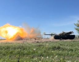 Цивільних лікарів у «лнр» без контракту відправлятимуть до військових шпиталів рф, одну з багатоповерхівок у Сіверськодонецьку показово відновлюють із 2023 року, ворожі штурми відбиті у Серебрянському лісі