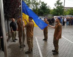 Прапор став символом надії: на вільну Україну, відновлення справедливості, повернення сотень тисяч ВПО на Луганщину, - Олексій Харченко