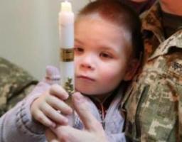 Шістнадцять дітей-сиріт з Луганщини знайшли хрещених батьків серед захисників у Львові
