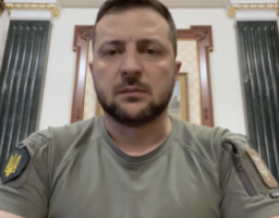Цими днями, якщо ви за кордоном, будьте там із прапором України й поширюйте правду про злочини окупантів – звернення Президента Володимира Зеленського