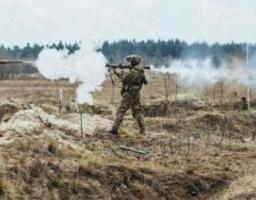 За тиждень біля Білогорівки нацгвардійці знищили 100 росіян та два їхніх бронеавтомобіля
