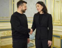 Військова підтримка, інвестиції в українську оборону та захист енергооб’єктів: Президент зустрівся з Анналеною Бербок