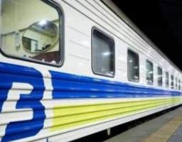 Укрзалізниця відновлює сполучення до Покровська