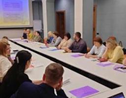 Особливості здійснення публічного адміністрування на території Донецької та Луганської областей розглянули представники громад сходу України