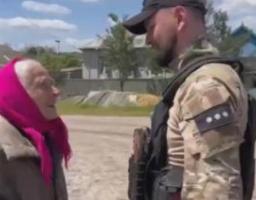 Поліцейські доставили мешканцям деокупованих територій найнеобхідніше
