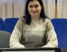 У Кропивницькому адміністратор ЦНАПу Станично-Луганської громади надає витяг з Єдиного державного реєстру ветеранів війни