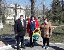 Покладання квітів до пам’ятних знаків учасникам ліквідації наслідків аварії на Чорнобильській АЕС