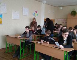 Інформаційно-просвітницька та соціально-профілактична робота на території селища Трьохізбенка