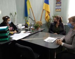 Сьогодні, 30.09.2020 голова Новоайдарської райдержадміністрації Тетяна Новикова провела прийом громадян з села Трьохізбенка