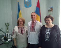 Сьогодні, 20.05.2021 Щастинська райдержадміністрація долучилася до святкування Всесвітнього дня вишиванки