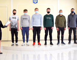 02 квітня 2021 року в залі урочистих подій Новоайдарського селищного Будинку культури відбулися урочисті проводи призовників Новоайдарської громади до Лав Збройних Сил України