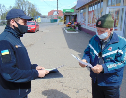 Рятувальники продовжують запобігати пожежам в екосистемах