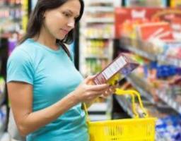 Тепер українців інформуватимуть про харчові продукти по-європейськи 