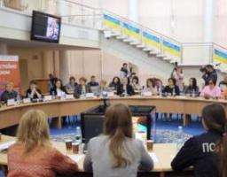 У 2023 році від ґендерно зумовленого насильства вже постраждали 274 особи: 245 жінок та 29 чоловіків – презентовано Регіональний план дій з виконання резолюції Ради Безпеки ООН 1325 «Жінки, мир, безпека» на період до 2025 року в Луганській області