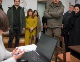 Не лише надання послуг, а й єднання луганчан, – Артем Лисогор відвідав хаб у Рівному
